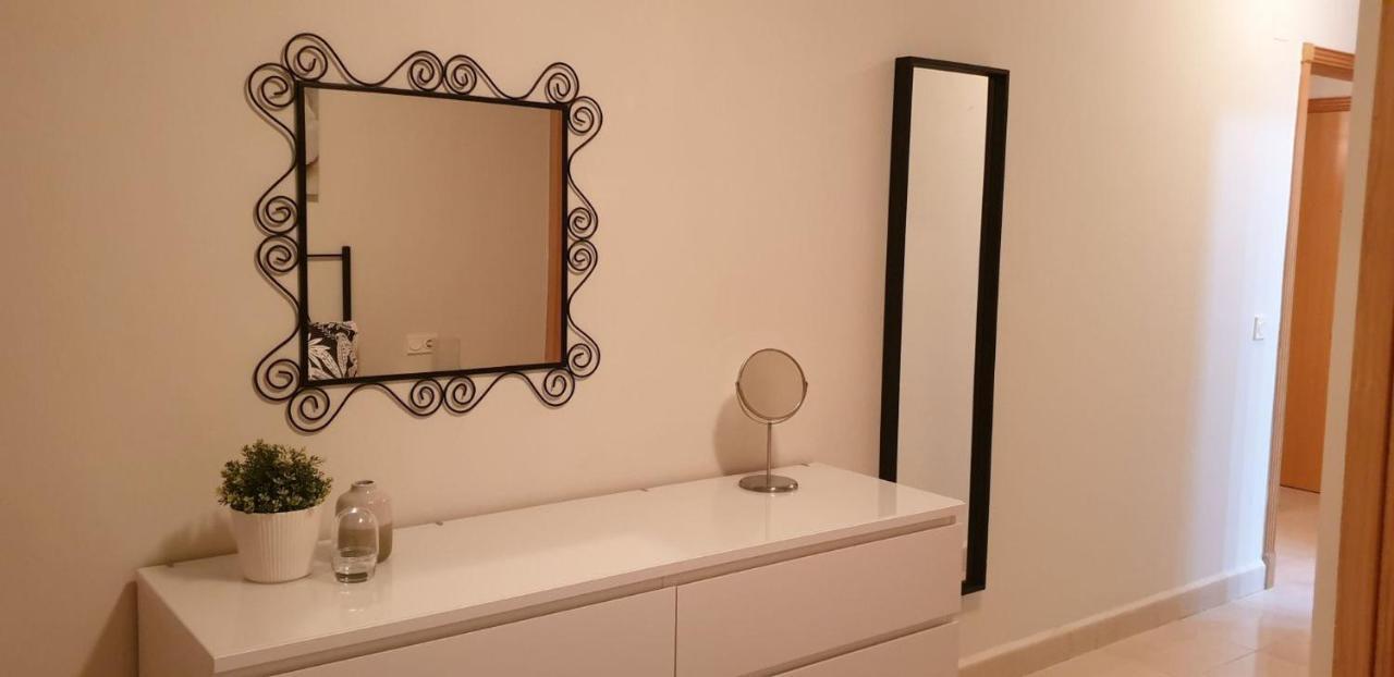 Neptuno 2B Menyber Apartment เนร์คา ภายนอก รูปภาพ