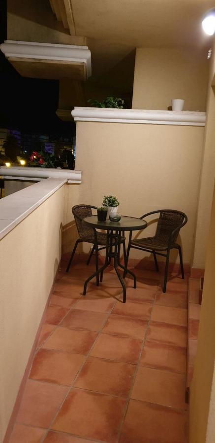 Neptuno 2B Menyber Apartment เนร์คา ภายนอก รูปภาพ