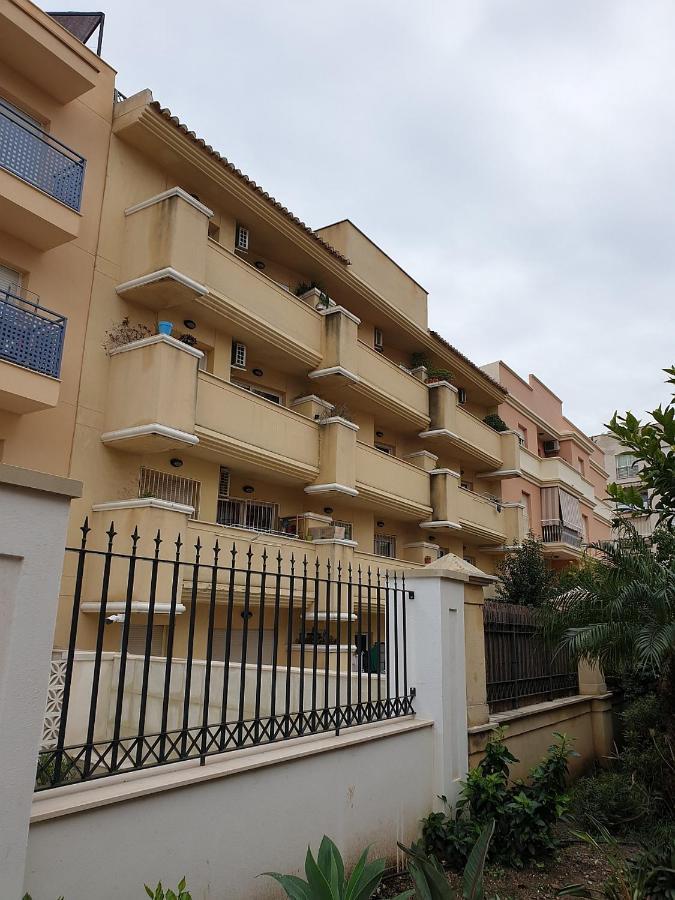 Neptuno 2B Menyber Apartment เนร์คา ภายนอก รูปภาพ